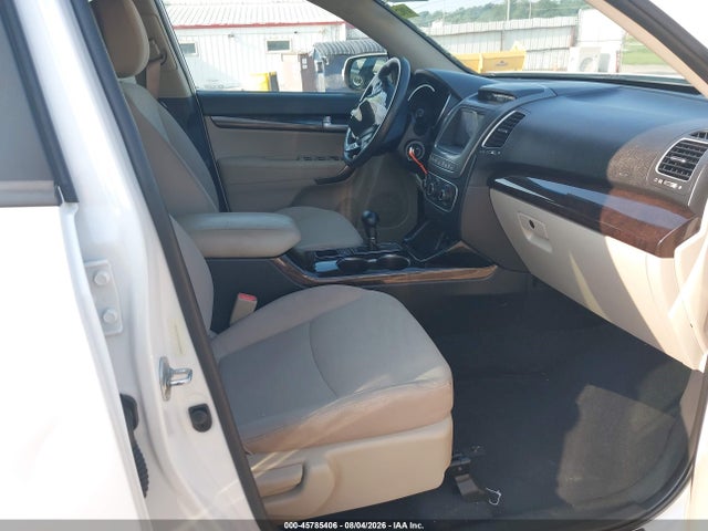 KIA SORENTO LX 2015 5XYKTDA7XFG603009 Image 5