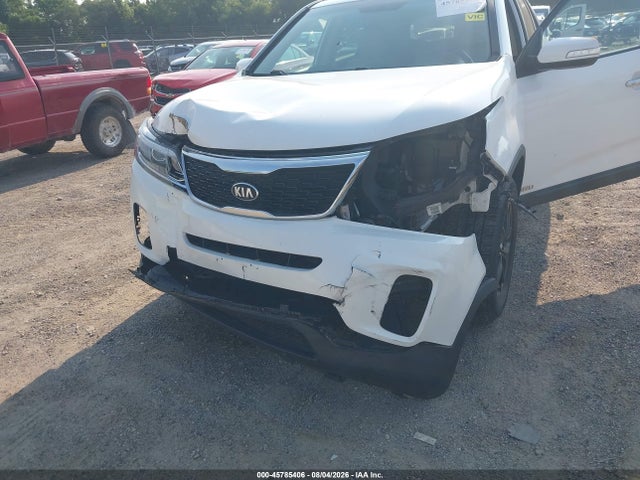 KIA SORENTO LX 2015 5XYKTDA7XFG603009 Image 6