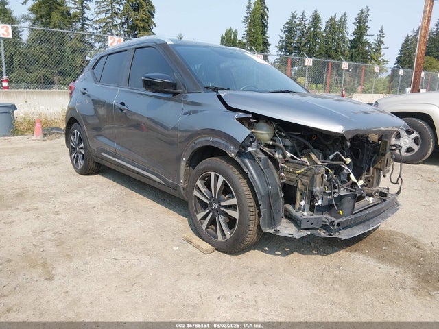 2018 3N1CP5CU1JL511292 головне зображення