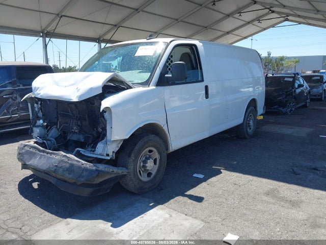 Chevrolet Express Cargo 2020 1GCWGAFG6L1275001 Image 2