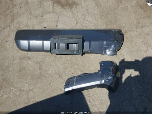 3TMAZ5CN1JM067008 Toyota Tacoma Trd Sport