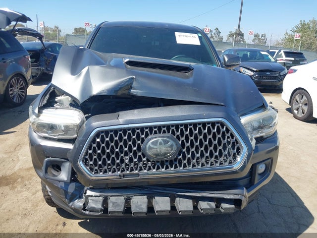 3TMAZ5CN1JM067008 Toyota Tacoma Trd Sport