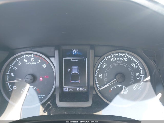 3TMAZ5CN1JM067008 Toyota Tacoma Trd Sport