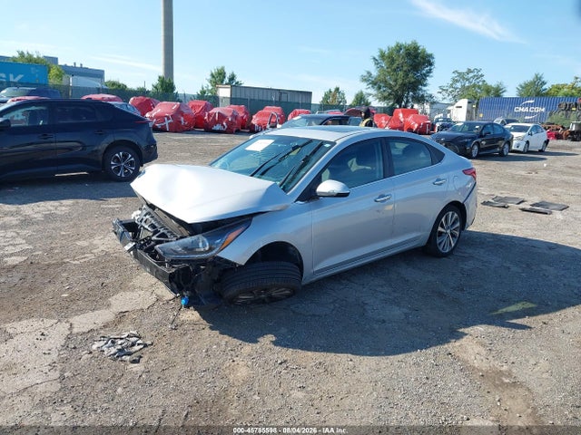Hyundai Accent Limited 2022 3KPC34A63NE177347 Image 2