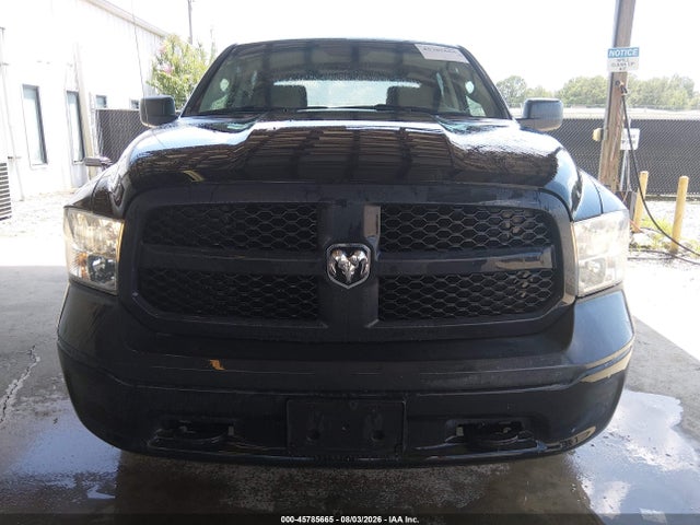 45785665 :رقم المزاد ، 1C6RR7KG3JS306817 vin ، 2018 Ram 1500 Tradesman  4x4 5'7 Box مزاد بيع