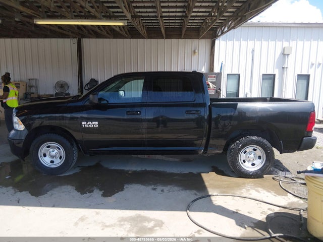 45785665 :رقم المزاد ، 1C6RR7KG3JS306817 vin ، 2018 Ram 1500 Tradesman  4x4 5'7 Box مزاد بيع