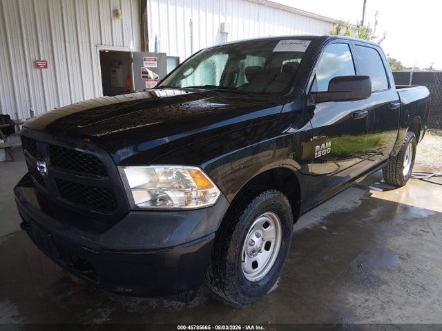45785665 :رقم المزاد ، 1C6RR7KG3JS306817 vin ، 2018 Ram 1500 Tradesman  4x4 5'7 Box مزاد بيع
