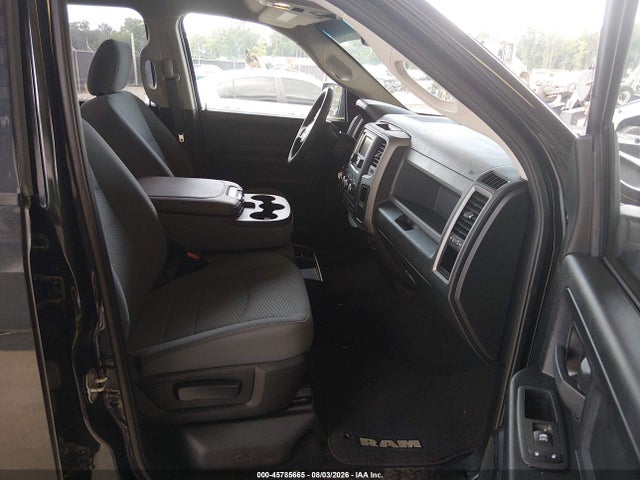 45785665 :رقم المزاد ، 1C6RR7KG3JS306817 vin ، 2018 Ram 1500 Tradesman  4x4 5'7 Box مزاد بيع