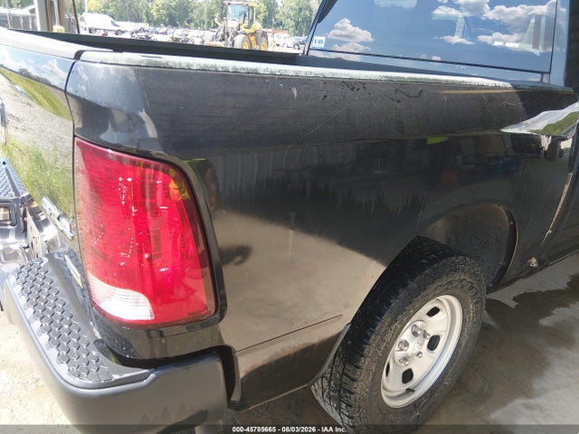 45785665 :رقم المزاد ، 1C6RR7KG3JS306817 vin ، 2018 Ram 1500 Tradesman  4x4 5'7 Box مزاد بيع