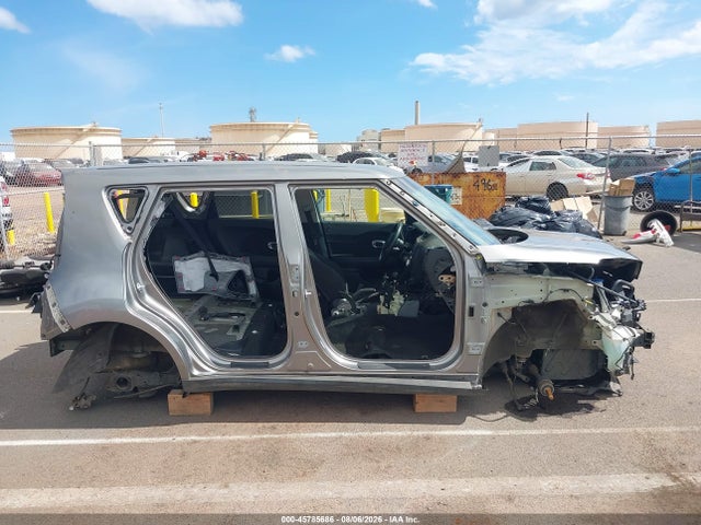 KNDJP3A5XJ7561150 KIA SOUL +