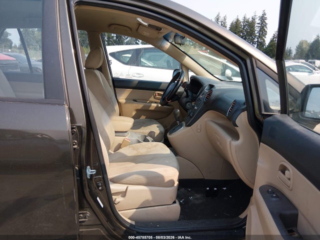 45785705 :رقم المزاد ، KNAFG529X97262463 vin ، 2009 Kia Rondo Lx مزاد بيع
