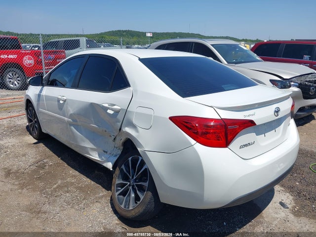 45785730 :رقم المزاد ، 5YFBURHE0JP777268 vin ، 2018 Toyota Corolla Se مزاد بيع