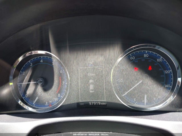 45785730 :رقم المزاد ، 5YFBURHE0JP777268 vin ، 2018 Toyota Corolla Se مزاد بيع