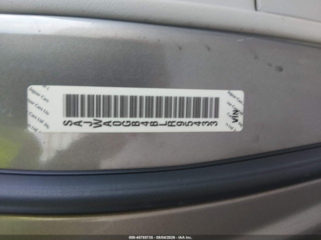 45785735 :رقم المزاد ، SAJWA0GB4BLR95433 vin ، 2011 Jaguar Xf Premium مزاد بيع