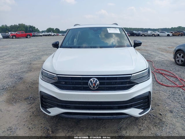 2022 Volkswagen Tiguan 2.0t Se R-line Black მანქანა იყიდება აუქციონზე, vin: 3VVCB7AX1NM069748, აუქციონის ნომერი: 45785805