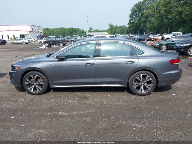 2021 Volkswagen Passat 2.0t Se მანქანა იყიდება აუქციონზე, vin: 1VWSA7A38MC016858, აუქციონის ნომერი: 45785866