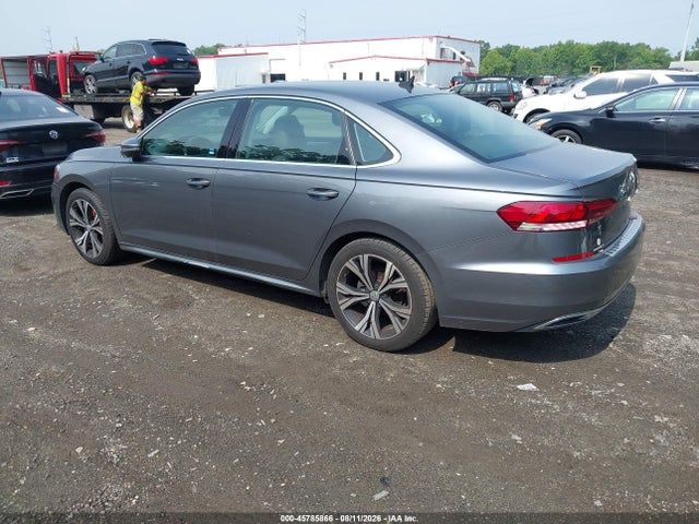2021 Volkswagen Passat 2.0t Se მანქანა იყიდება აუქციონზე, vin: 1VWSA7A38MC016858, აუქციონის ნომერი: 45785866