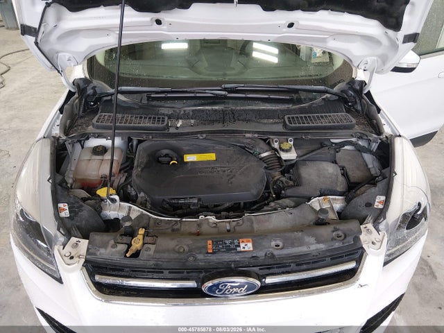 1FMCU9JXXFUB63883 Ford Escape Titanium