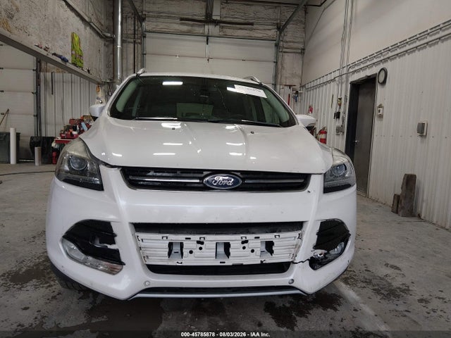 1FMCU9JXXFUB63883 Ford Escape Titanium