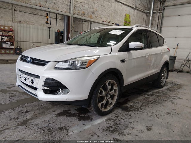 1FMCU9JXXFUB63883 Ford Escape Titanium