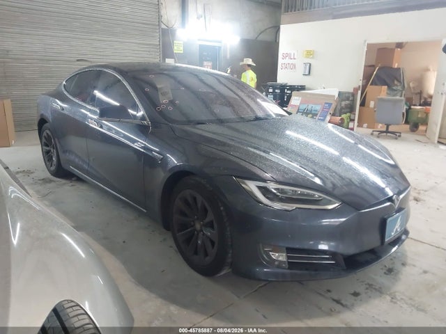 45785887 :رقم المزاد ، 5YJSA1E20GF136808 vin ، 2016 Tesla Model S 60d/70d/75d/85d/90d مزاد بيع
