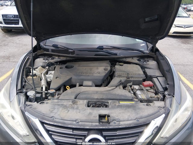 Продажа на аукционе авто 2017 Nissan Altima 2.5 Sv, vin: 1N4AL3AP1HC122200, номер лота: 45785949