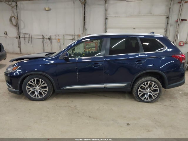 Продаж на аукціоні авто 2017 Mitsubishi Outlander Se/sel, vin: JA4AZ3A30HZ016768, номер лоту: 45785959