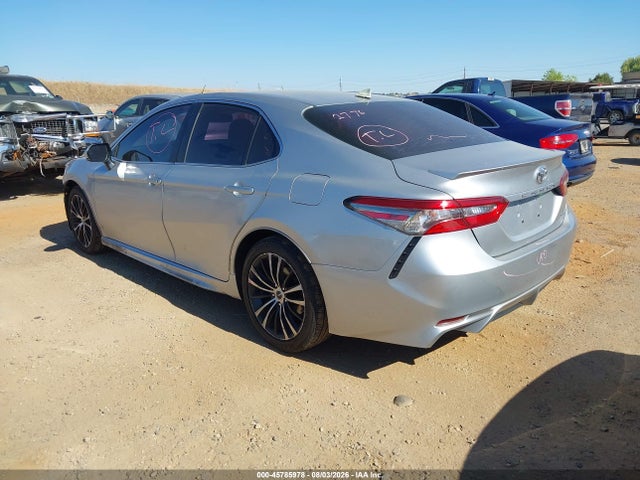 4T1B11HK9JU612902 Toyota CAMRY SE