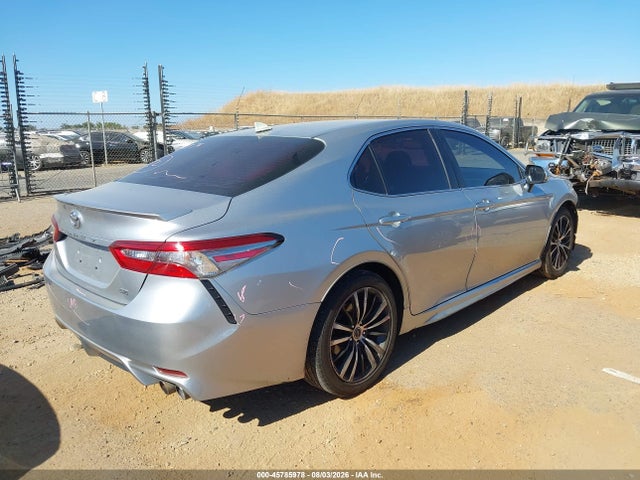 4T1B11HK9JU612902 Toyota CAMRY SE