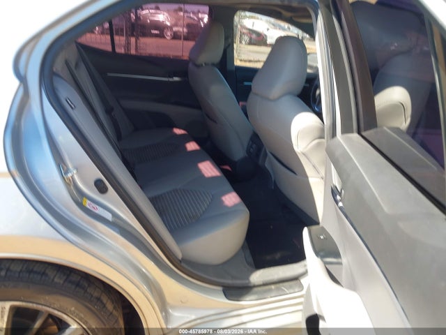 4T1B11HK9JU612902 Toyota CAMRY SE