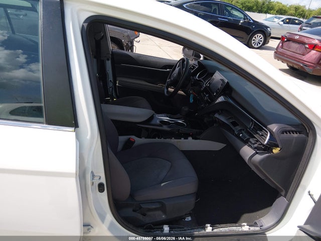 Toyota CAMRY LE 2022 4T1C11AKXNU044891 Image 5