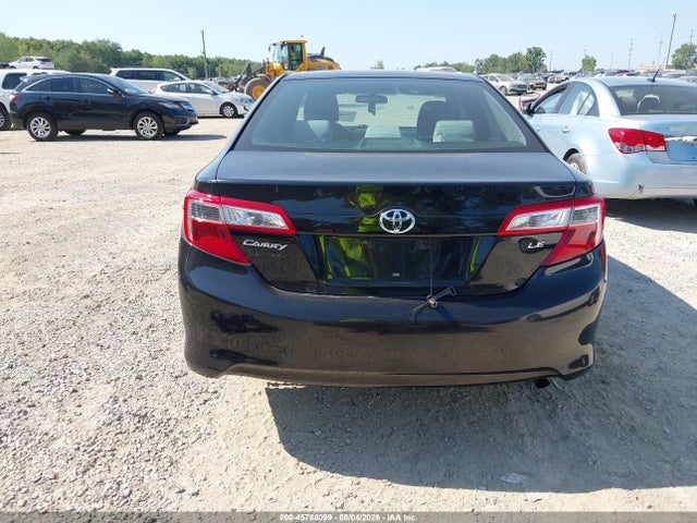 45786099 :رقم المزاد ، 4T4BF1FK7ER336915 vin ، 2014 Toyota Camry Le مزاد بيع