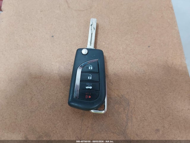 4T1B11HK9JU520589 Toyota CAMRY LE