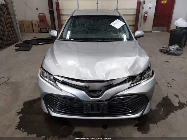 4T1B11HK9JU520589 Toyota CAMRY LE