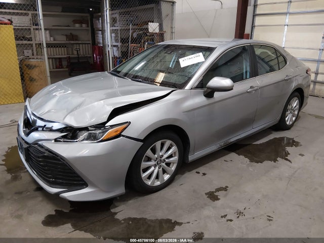 4T1B11HK9JU520589 Toyota CAMRY LE
