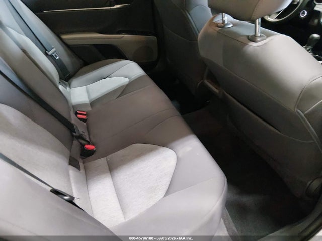 4T1B11HK9JU520589 Toyota CAMRY LE