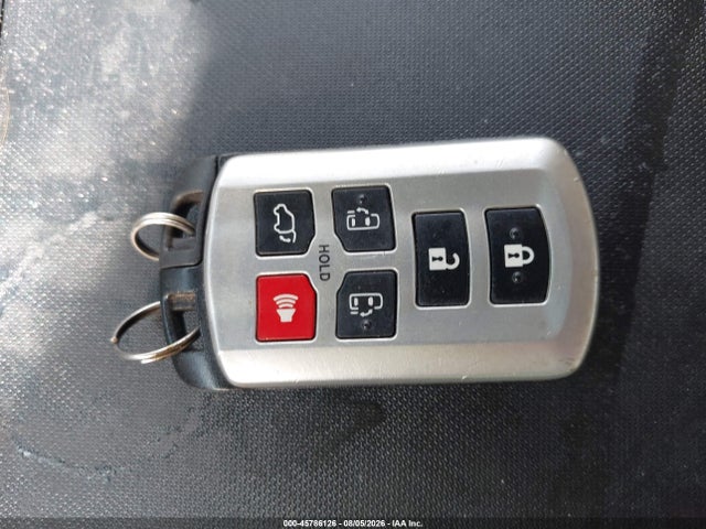 Продаж на аукціоні авто 2011 Toyota Sienna Xle, vin: 5TDDK3DC4BS014064, номер лоту: 45786126