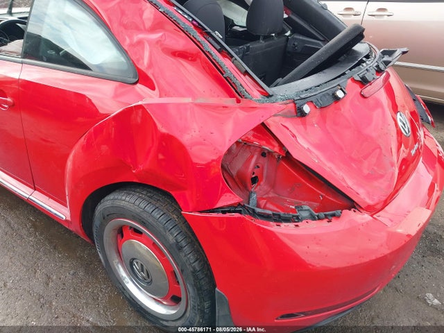 45786171 :رقم المزاد ، 3VWFD7ATXJM705965 vin ، 2018 Volkswagen Beetle 2.0t Coast/2.0t S مزاد بيع