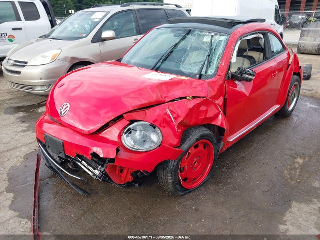 45786171 :رقم المزاد ، 3VWFD7ATXJM705965 vin ، 2018 Volkswagen Beetle 2.0t Coast/2.0t S مزاد بيع