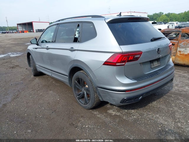 2023 Volkswagen Tiguan 2.0t Se R-line Black მანქანა იყიდება აუქციონზე, vin: 3VVCB7AX0PM013724, აუქციონის ნომერი: 45786179