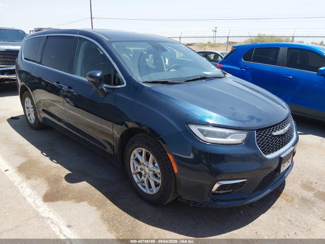 Auction sale of the 2023 Chrysler Pacifica Touring L, vin: 2C4RC1BG0PR627568, lot number: 45786189