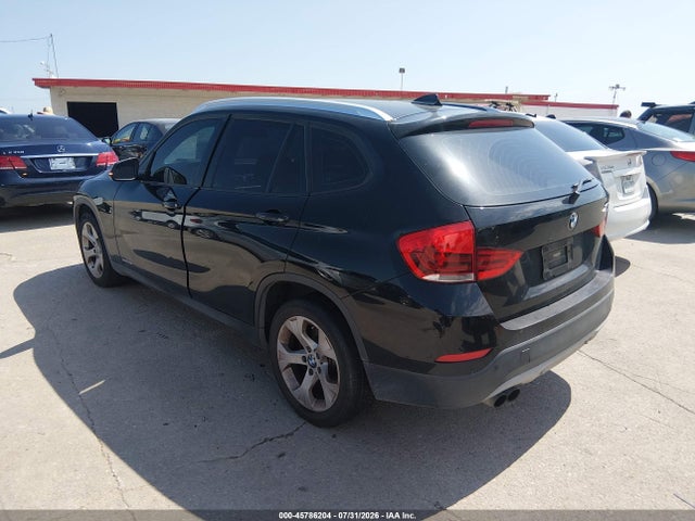 WBAVM1C53FVW57083 BMW X1 Sdrive28i