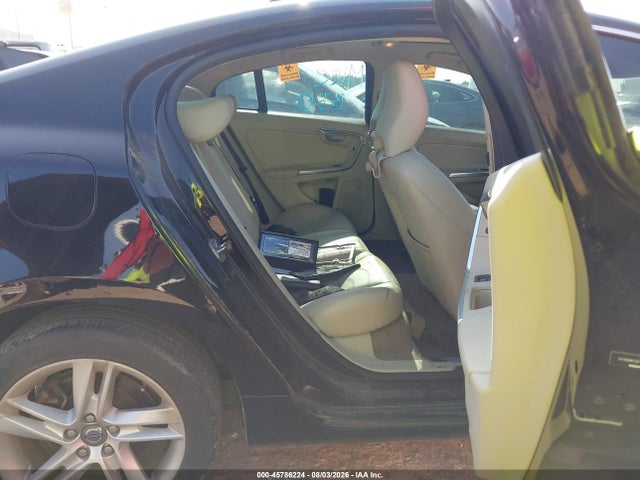 2015 Volvo S60 T5 Premier Plus მანქანა იყიდება აუქციონზე, vin: YV140MFC5F1307168, აუქციონის ნომერი: 45786224