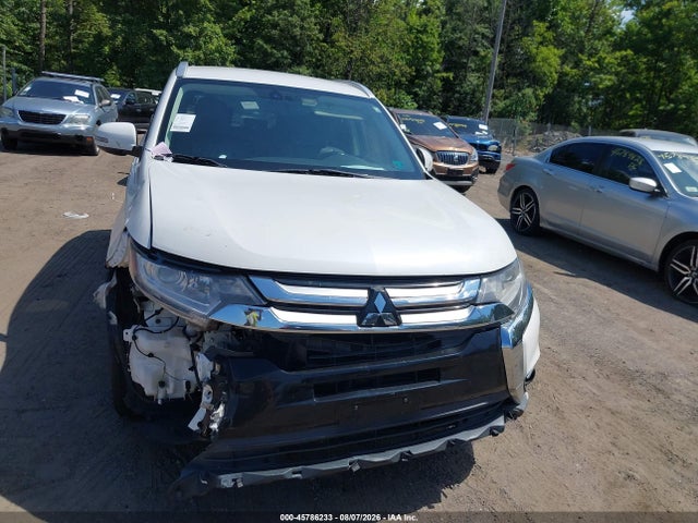 2018 Mitsubishi Outlander Es/le/se/sel მანქანა იყიდება აუქციონზე, vin: JA4AZ3A35JZ010616, აუქციონის ნომერი: 45786233