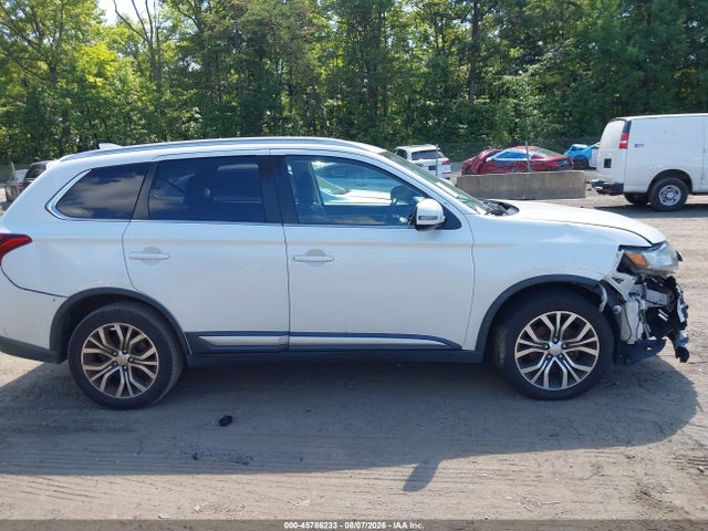 2018 Mitsubishi Outlander Es/le/se/sel მანქანა იყიდება აუქციონზე, vin: JA4AZ3A35JZ010616, აუქციონის ნომერი: 45786233