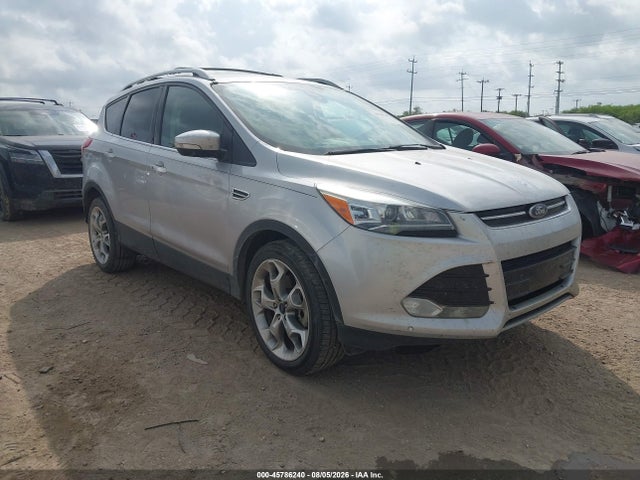 45786240 :رقم المزاد ، 1FMCU0J91FUA17191 vin ، 2015 Ford Escape Titanium مزاد بيع