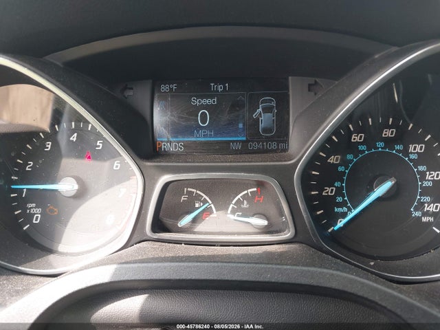 45786240 :رقم المزاد ، 1FMCU0J91FUA17191 vin ، 2015 Ford Escape Titanium مزاد بيع