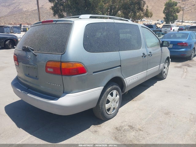 Продажа на аукционе авто 2000 Toyota Sienna Le, vin: 4T3ZF13C5YU255638, номер лота: 45786257
