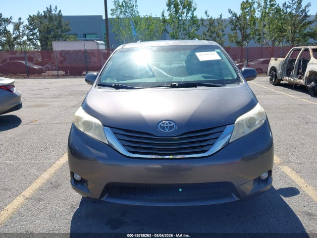 5TDYK3DC2ES468383 Toyota Sienna Xle V6 8 Passenger