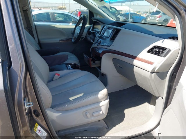 5TDYK3DC2ES468383 Toyota Sienna Xle V6 8 Passenger